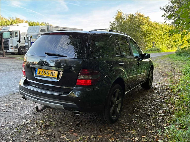 2006 mercedes-benz m-klasse 350 inspiration personenauto - afbeelding 19 van  23