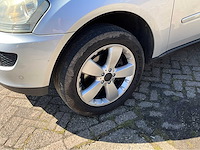 2006 mercedes-benz m-klasse 350 personenauto - afbeelding 21 van  32