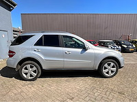 2006 mercedes-benz m-klasse 350 personenauto - afbeelding 23 van  32
