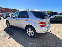 2006 mercedes-benz m-klasse 350 personenauto - afbeelding 29 van  32