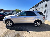 2006 mercedes-benz m-klasse 350 personenauto - afbeelding 31 van  32