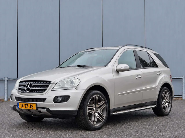 2006 mercedes-benz m-klasse 350 personenauto - afbeelding 1 van  17