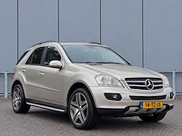 2006 mercedes-benz m-klasse 350 personenauto - afbeelding 11 van  17