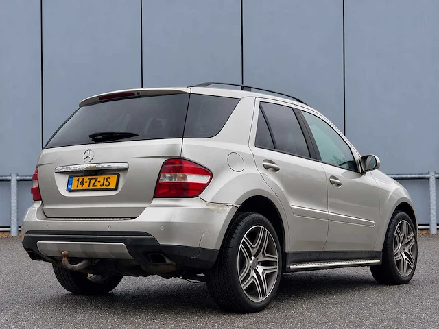 2006 mercedes-benz m-klasse 350 personenauto - afbeelding 12 van  17