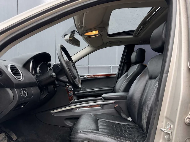 2006 mercedes-benz m-klasse 350 personenauto - afbeelding 16 van  17