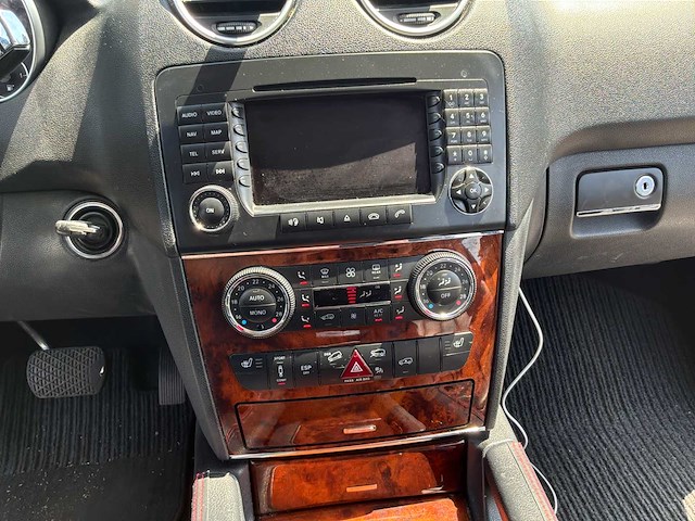 2006 mercedes-benz m-klasse 350 personenauto - afbeelding 9 van  44