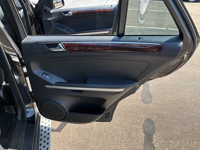 2006 mercedes-benz m-klasse 350 personenauto - afbeelding 24 van  44