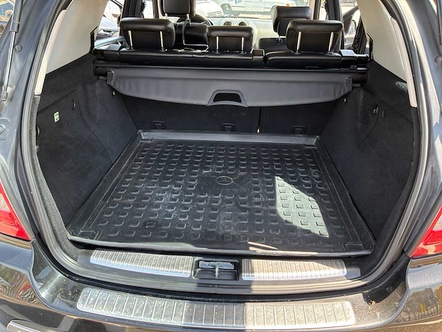 2006 mercedes-benz m-klasse 350 personenauto - afbeelding 26 van  44