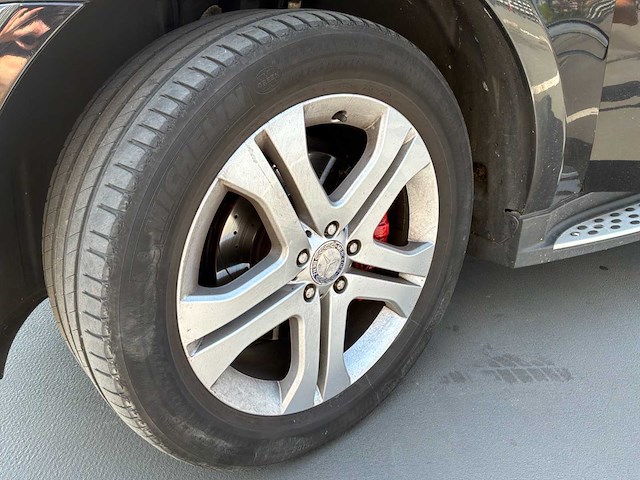 2006 mercedes-benz m-klasse 350 personenauto - afbeelding 30 van  44
