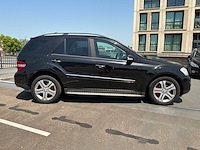 2006 mercedes-benz m-klasse 350 personenauto - afbeelding 41 van  44