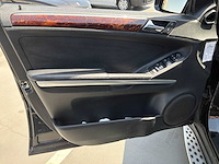 2006 mercedes-benz m-klasse 350 personenauto - afbeelding 4 van  4