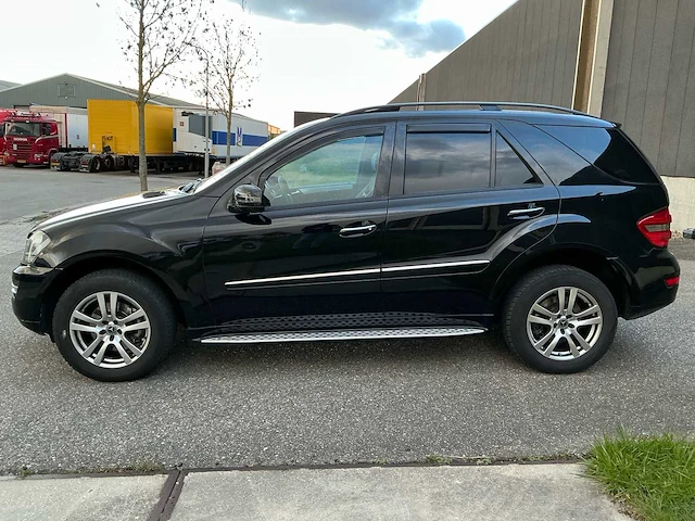 2006 mercedes-benz ml 320cdi personenauto - afbeelding 23 van  44