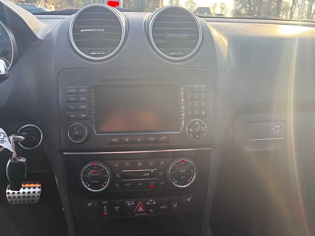 2006 mercedes-benz ml klasse amg 63 personenauto - afbeelding 5 van  21