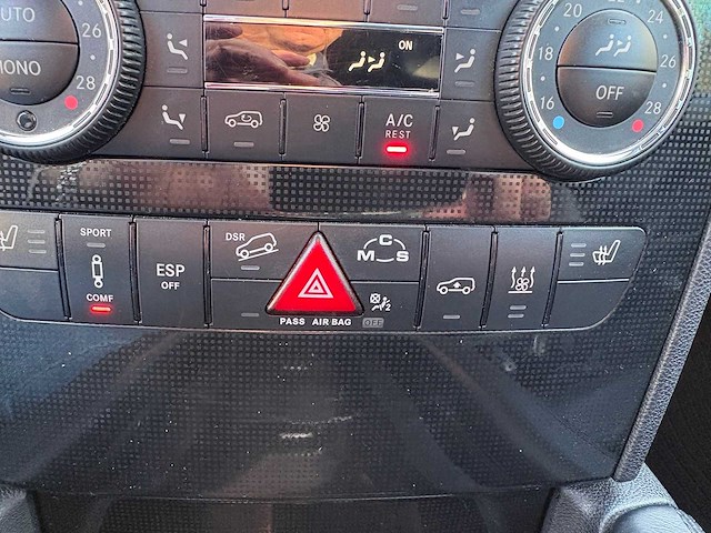 2006 mercedes-benz ml klasse amg 63 personenauto - afbeelding 10 van  18