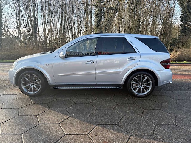 2006 mercedes-benz ml klasse amg 63 personenauto - afbeelding 9 van  18