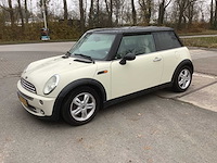 2006 mini 1.6 cooper - personenauto - afbeelding 1 van  13