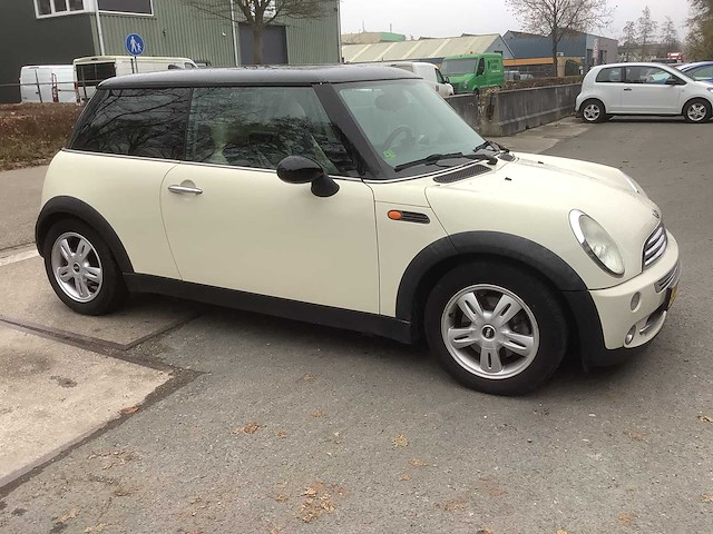 2006 mini 1.6 cooper - personenauto - afbeelding 6 van  13