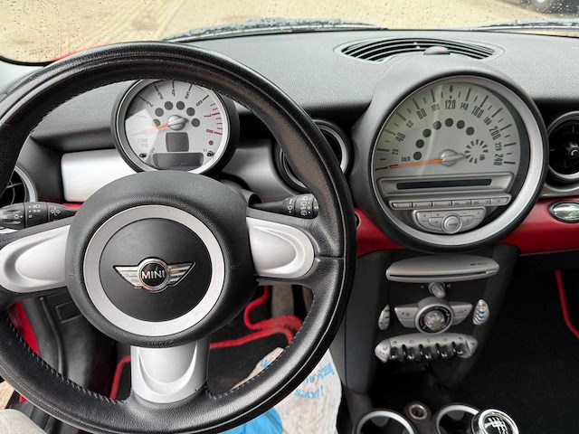2006 mini cooper 1.6 personenauto rood - afbeelding 22 van  22