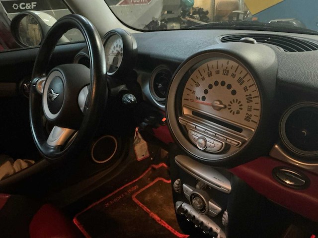 2006 mini cooper 1.6 personenauto rood - afbeelding 20 van  21