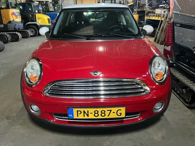 2006 mini cooper 1.6 personenauto rood - afbeelding 18 van  22
