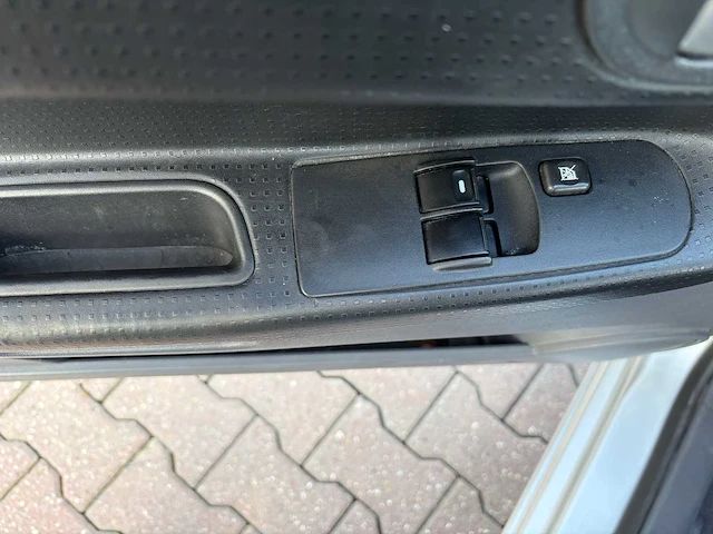 2006 mitsubishi colt 1.3 invite personenauto - afbeelding 8 van  44
