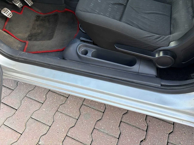 2006 mitsubishi colt 1.3 invite personenauto - afbeelding 9 van  44