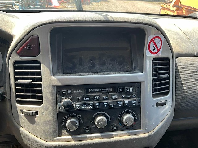 2006 mitsubishi pajero 3.2 di-d glx lb sw bedrijfswagen - afbeelding 7 van  34