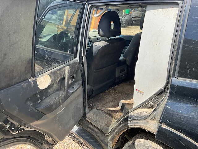 2006 mitsubishi pajero 3.2 di-d glx lb sw bedrijfswagen - afbeelding 11 van  34
