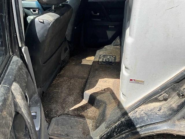 2006 mitsubishi pajero 3.2 di-d glx lb sw bedrijfswagen - afbeelding 13 van  34