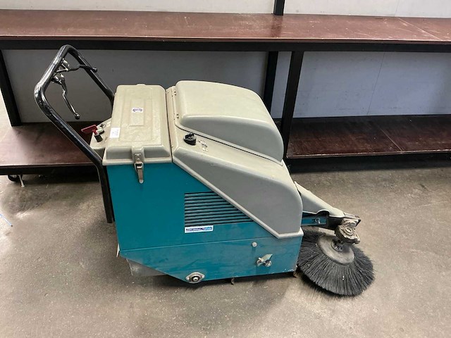 2006 mp 50 bt zelfrijdende veegmachine - afbeelding 2 van  8