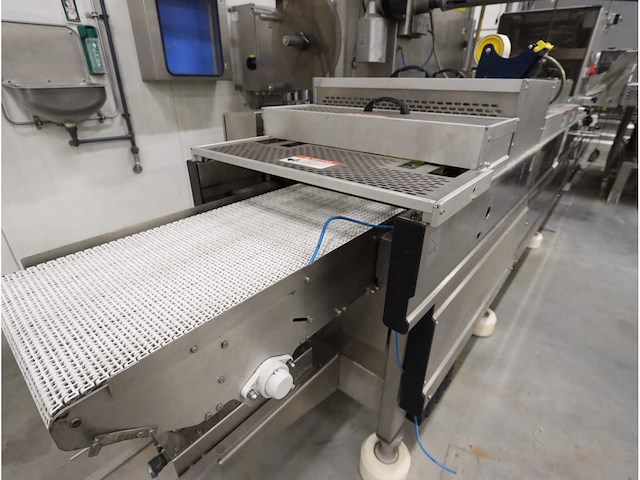 2006 multivac r530 dieptrekverpakkingsmachine - afbeelding 12 van  16