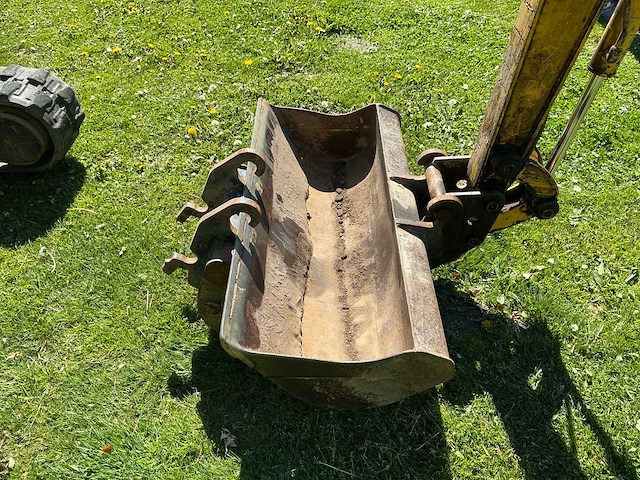 2006 new holland e18 r minigraafmachine - afbeelding 2 van  3