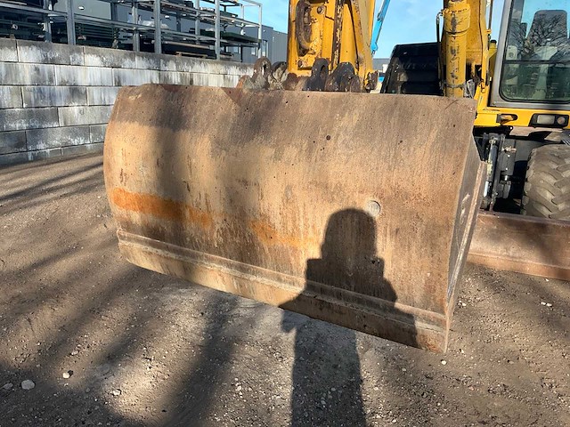 2006 new holland mh3.6 mobiele kraan - afbeelding 9 van  30