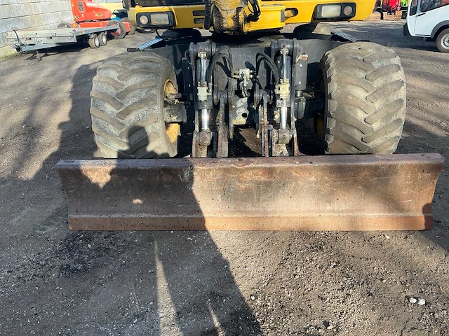 2006 new holland mh3.6 mobiele kraan - afbeelding 23 van  30