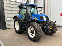2006 new holland t6020 plus vierwielaangedreven landbouwtractor