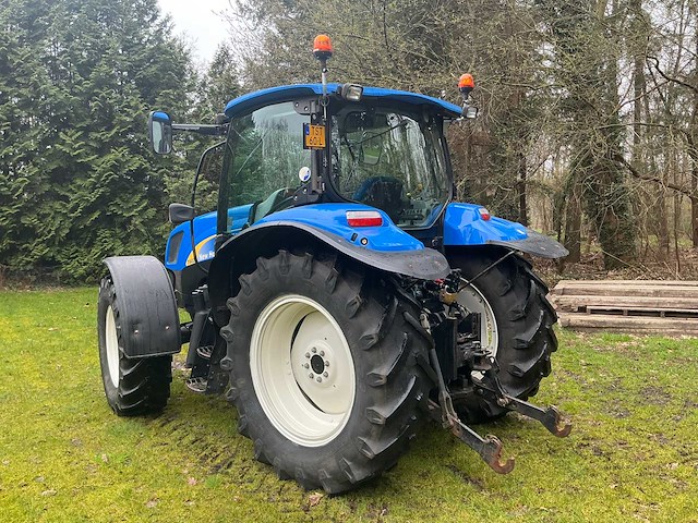 2006 new holland t6020 vierwielaangedreven landbouwtractor tst-60-l - afbeelding 42 van  46