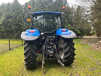2006 new holland t6020 vierwielaangedreven landbouwtractor - afbeelding 41 van  43