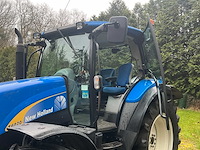 2006 new holland t6020 vierwielaangedreven landbouwtractor - afbeelding 21 van  33