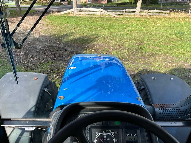 2006 new holland tm140 vierwielaangedreven landbouwtractor - afbeelding 27 van  40