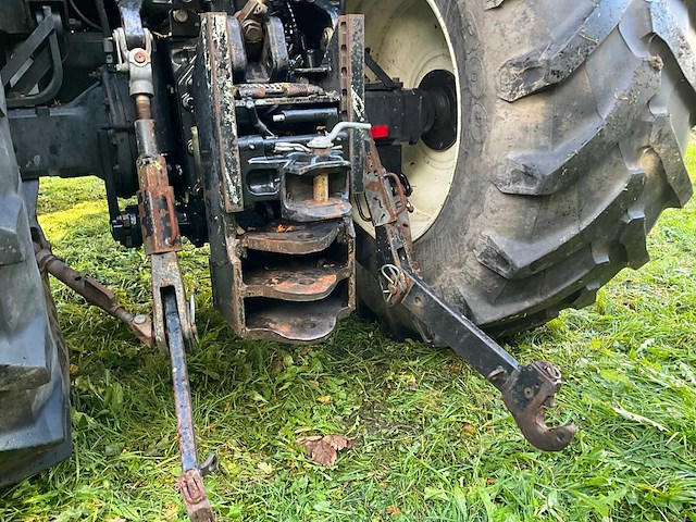 2006 new holland tm140 vierwielaangedreven landbouwtractor - afbeelding 17 van  40