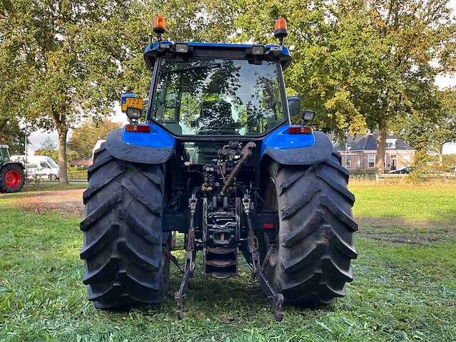 2006 new holland tm140 vierwielaangedreven landbouwtractor - afbeelding 7 van  40