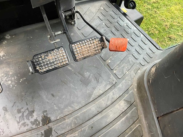 2006 new holland tm190 vierwielaangedreven landbouwtractor - afbeelding 4 van  17