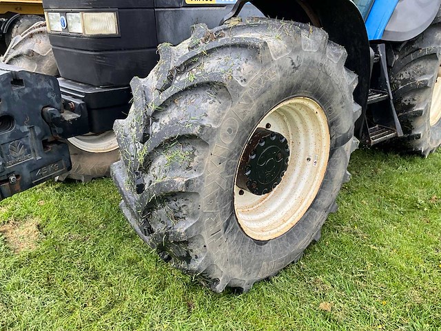 2006 new holland tm190 vierwielaangedreven landbouwtractor - afbeelding 6 van  17