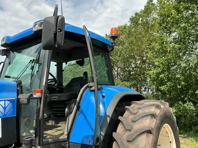 2006 new holland tvt 155 vierwielaangedreven landbouwtractor - afbeelding 16 van  32