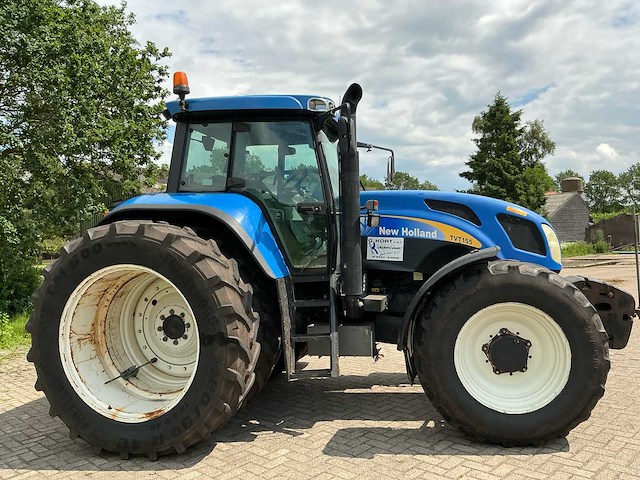 2006 new holland tvt 155 vierwielaangedreven landbouwtractor - afbeelding 27 van  32