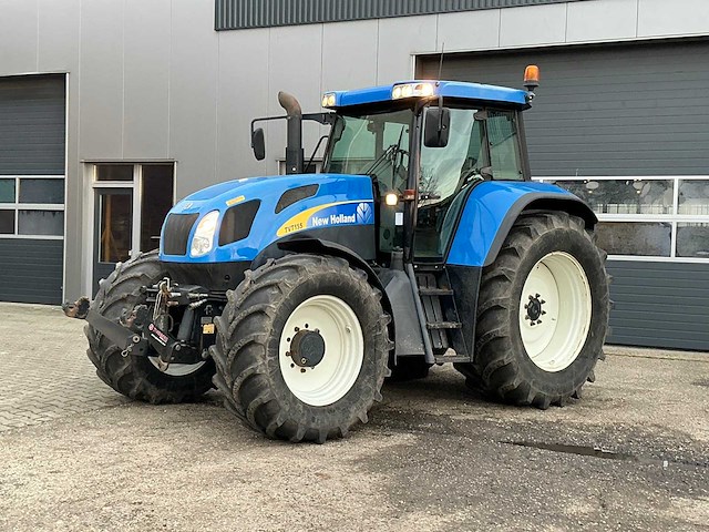 2006 new holland tvt155 vierwielaangedreven landbouwtractor - afbeelding 1 van  40