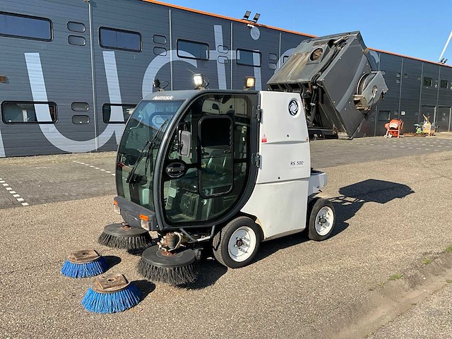 2006 nilfisk rs500 hydrostatische veegmachine - afbeelding 18 van  28