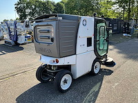 2006 nilfisk rs500 hydrostatische veegmachine - afbeelding 11 van  28