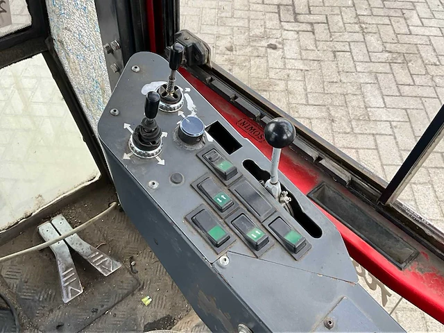 2006 nimos dm-trac okb-70 onkruidborstelmachine - afbeelding 15 van  24
