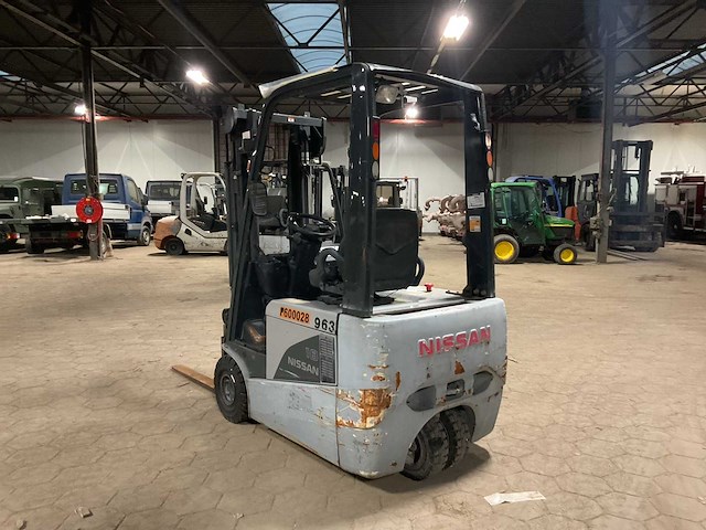 2006 nissan 1n1l18q vorkheftruck - afbeelding 8 van  11